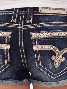 Rock Revival Nancy Jean Shorts Size 30 cuffed frayed booty dark wash distressed